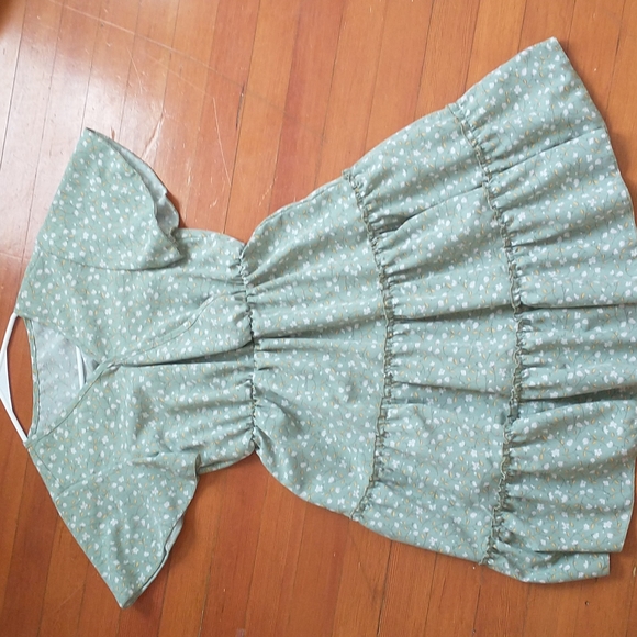 Girls mint green flower dress - Picture 1 of 2